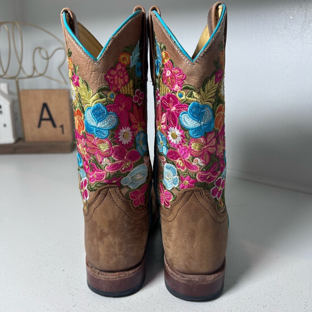 Macie Bean Girls Western Boots Size 2 Floral Embroidered Leather Cowgirl Boots - Picture 4 of 8